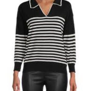 NWOT SIZE XL Chic Striped V-Neck Sweater in Black and White